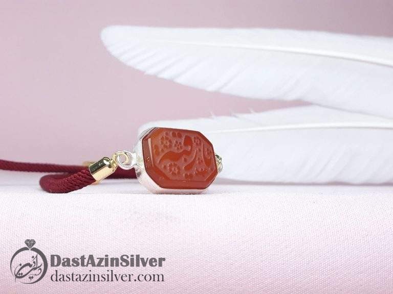 دستبند زنانه با فریم دورنگین نقره عقیق سرخ