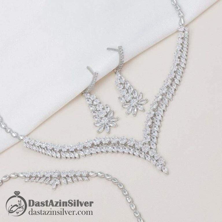 سرویس نقره طرح جواهر میکرو عروسانه کد da314