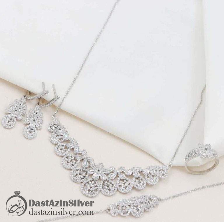 سرویس نقره طرح گل میکرو زنجیری زنانه کد da322
